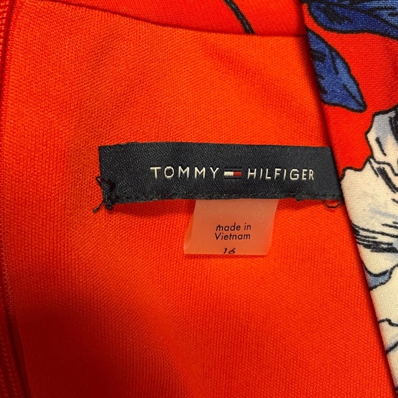 Tommy Hilfiger Red Blue Floral Jumpsuit Sleeveless Belted Tie Size 16 Womens - Picture 3 of 5